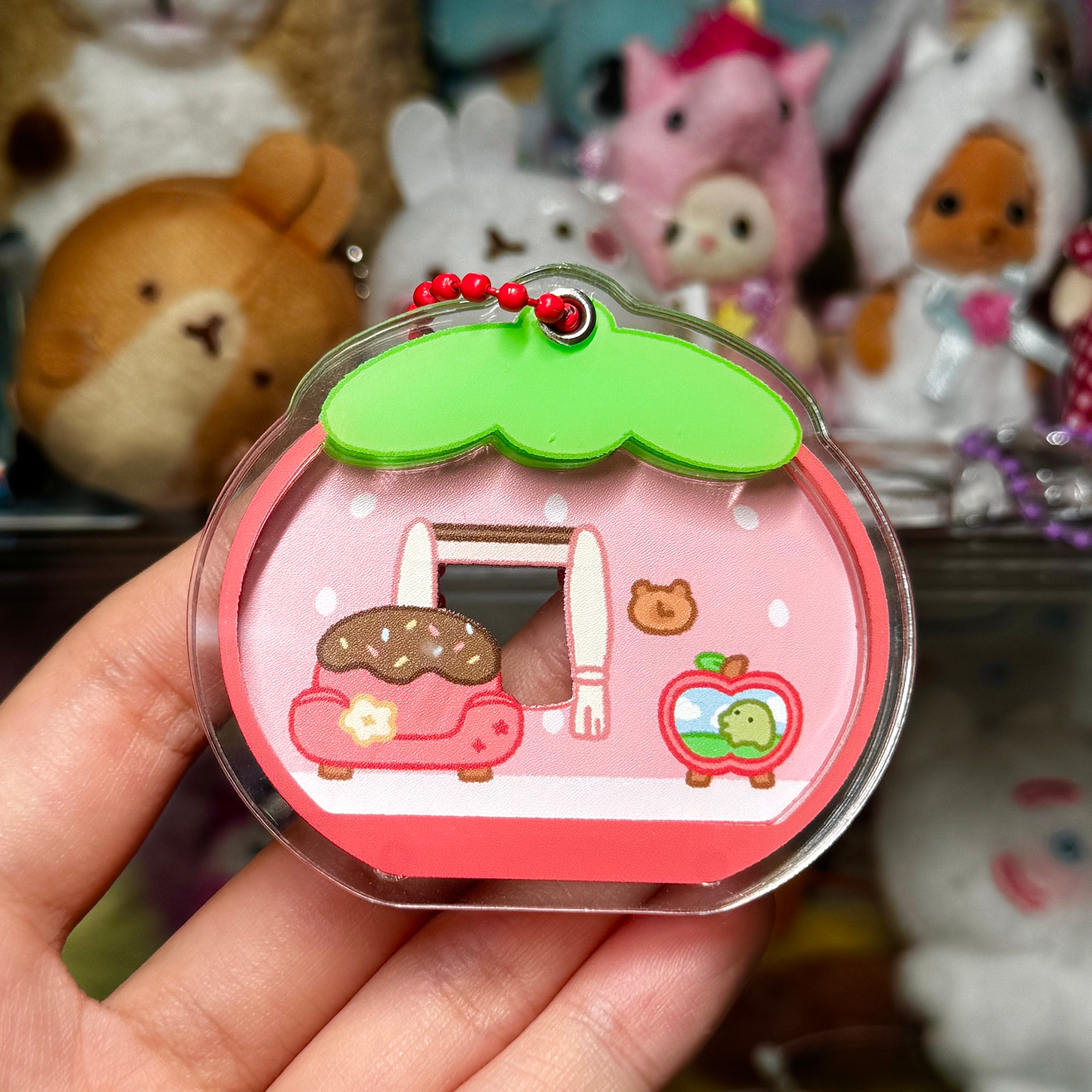 D.I.Y. Strawberry House Shaker 🍓